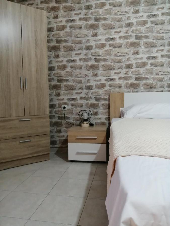 Ferienwohnung Waterway View Galatás Exterior foto